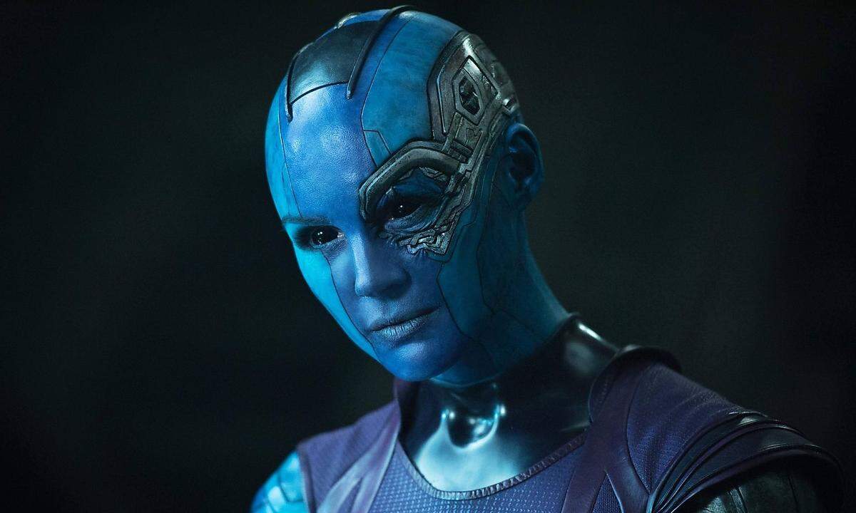 Die Darstellerin der Cyborg-Kriegerin Nebula, in beiden Teilen der "Guardians of the Galaxy", war vor der Schauspielerei übrigens als Model tätig.