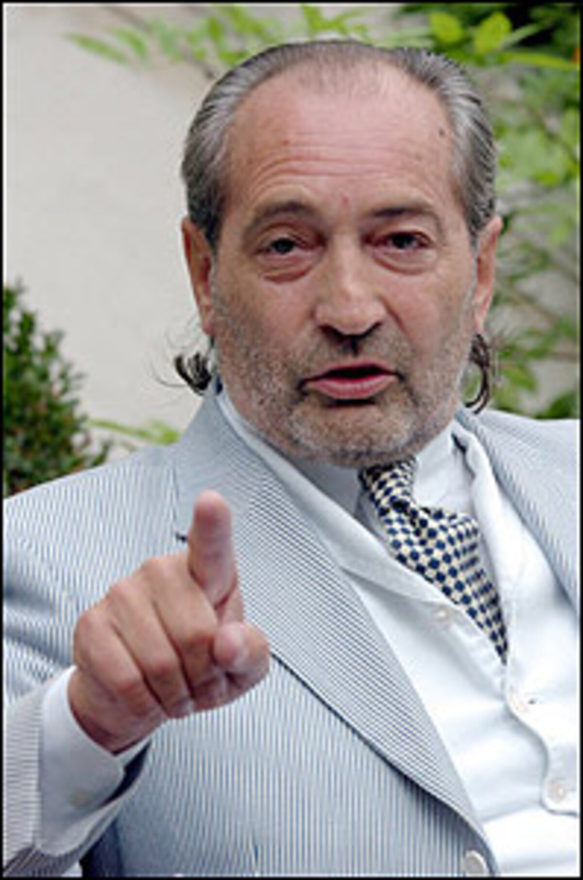 "Ich sage nur: Napalm! Purer Napalm!" SP-Oberwerber Luigi zum roten Wahlkampf ein.