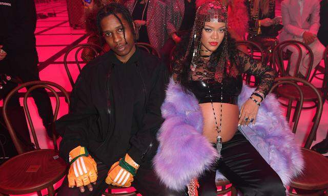 A$AP Rocky und Rihanna bei der Modenschau von Gucci in Mailand, freilich in der ersten Reihe.