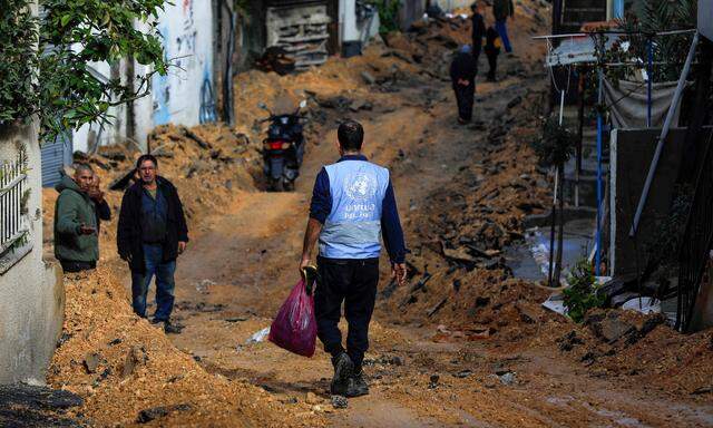 Ein überwiegender Großteil der Menschen im Gaza-Streifen ist auf UNWRA-Hilfslieferungen angewiesen.
