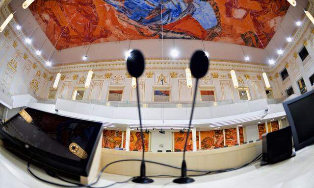 Im Sitzungssaal in der Hofburg herrscht bis zur Wahl das freie Spiel der Kräfte. 