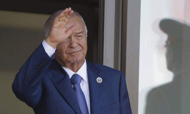 Der 78-jährige Präsident des Landes, Islam Karimow, erlitt am 27. 8. eine Gehirnblutung. 