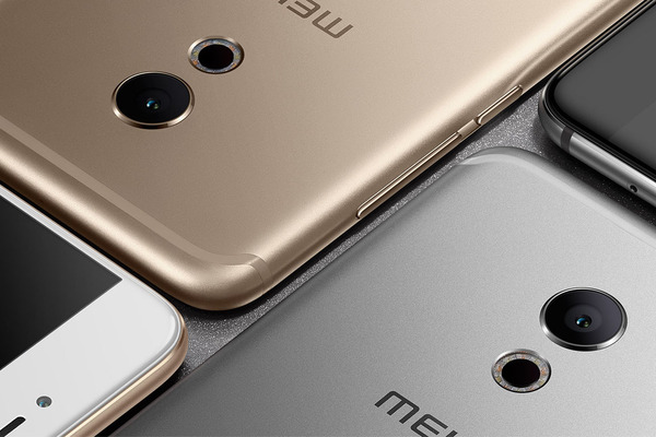 Den Namen Meizu hört man noch nicht so oft, aber das könnte sich bald ändern. Das Meizu Pro 6 ist ein Gerät, das ab 300 Euro zu haben ist und ebenfalls Dual-SIM unterstützt. Ein 2560-mAh-Akku, findet in dem 5,2 Zoll großen Gehäuse Platz. Eine 21-Megapixel-Kamera mit Sony-Sensor und eine 5-Megapixel-Kamera an der Front sind ebenfalls verbaut. Lediglich bei den unterstützen Frequenzen gibt es Einschränkungen. Nur 1800 MHz und 2600 MHz werden unterstützt.