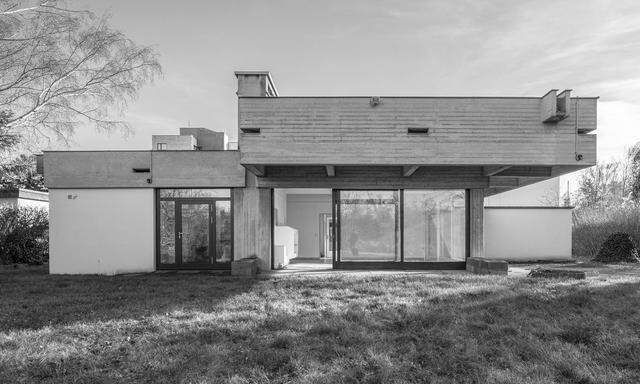 Verströmt den Geist des Brutalismus: Einfamilienhaus, erbaut nach Plänen von Günther Domenig und Eilfried Huth, 1969. 