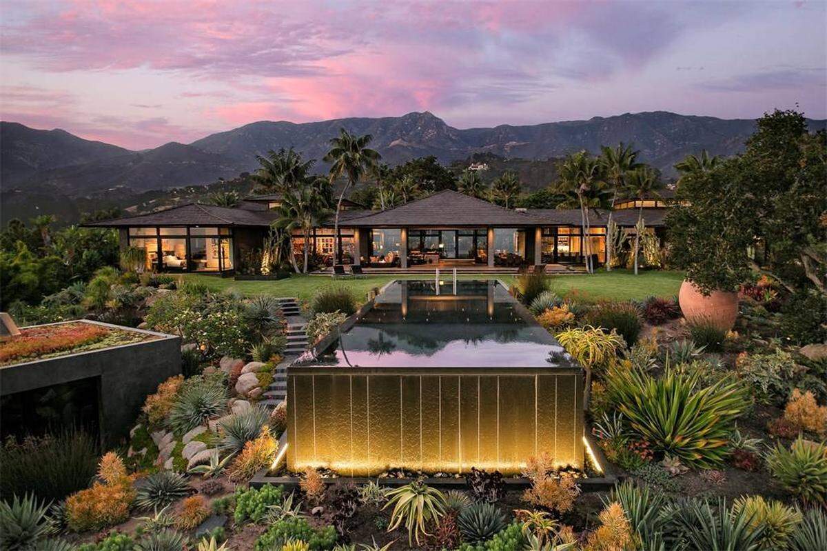 Weiter geht es in die USA, genauer gesagt nach Montecito/Kalifornien: Um knappe 34 Millionen Euro steht dieses Einfamilienhaus im Santa Barbara County zum Verkauf.