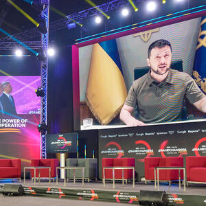 Selenskijs Ansprache live beim Gamechangers-Festival in Wien.