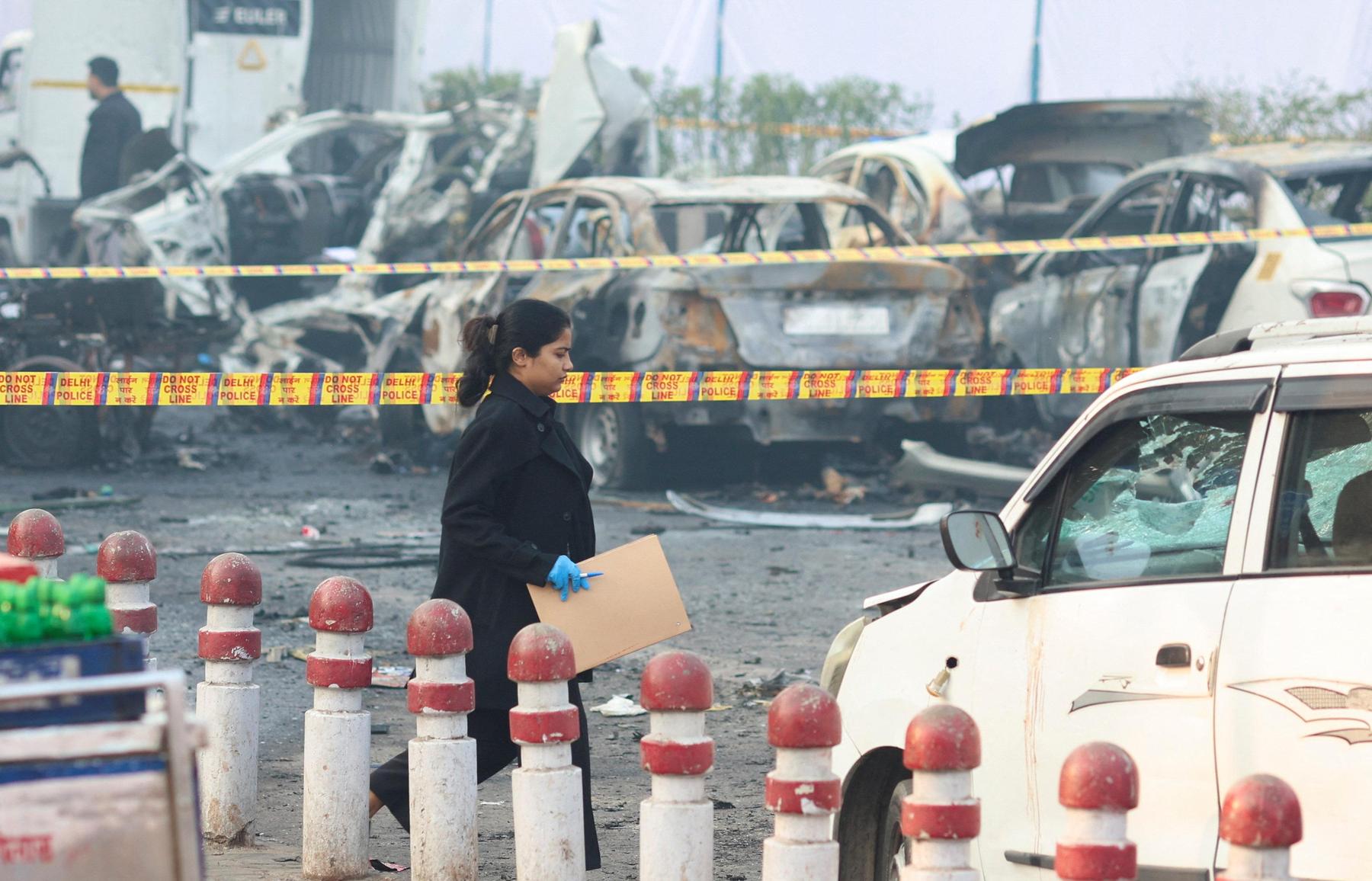 Red Fort blast kills eight