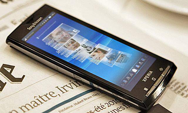 Sony Ericsson lenkt Android