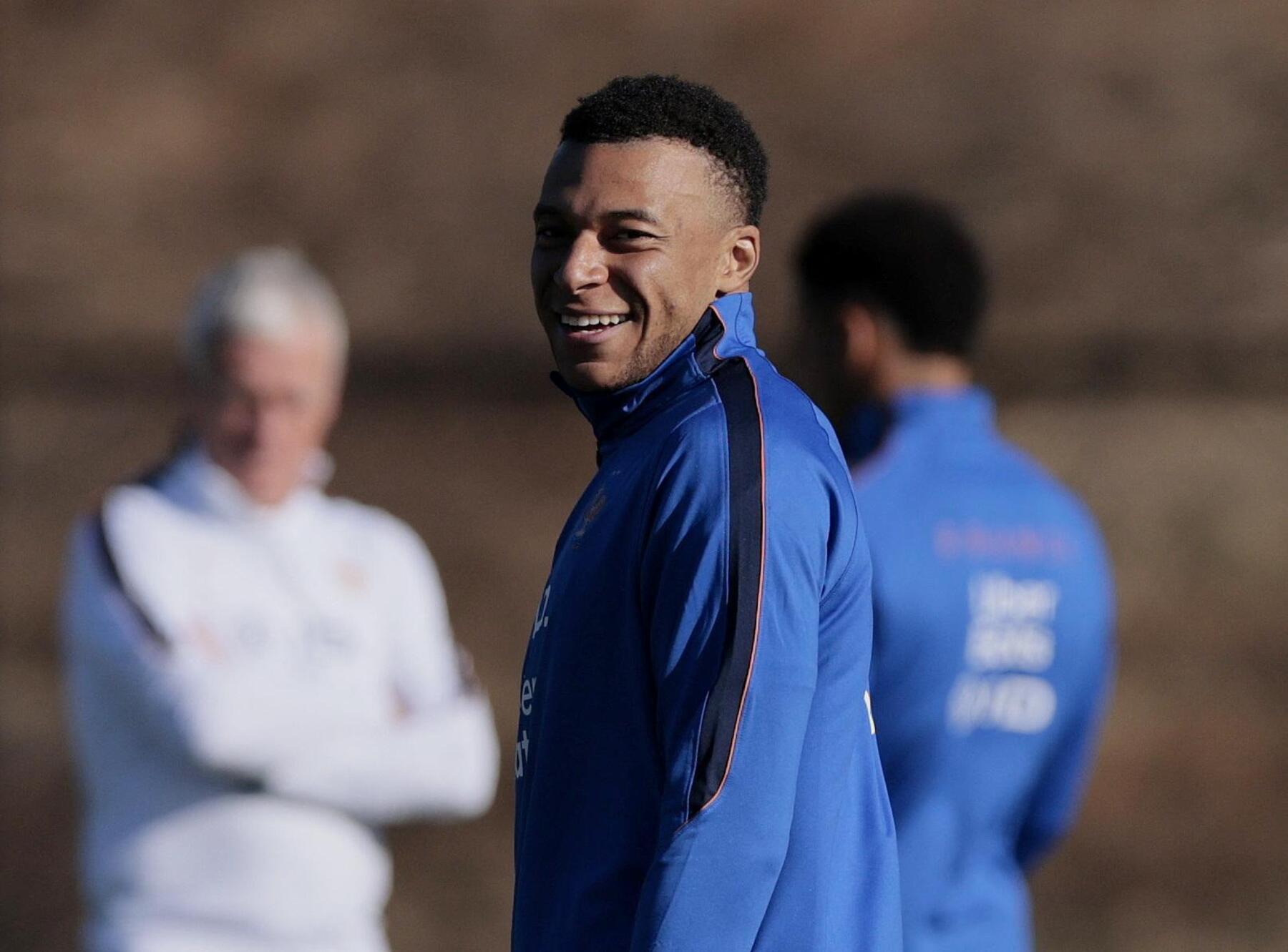 Mbappe dementiert Behandlung am falschen Knie