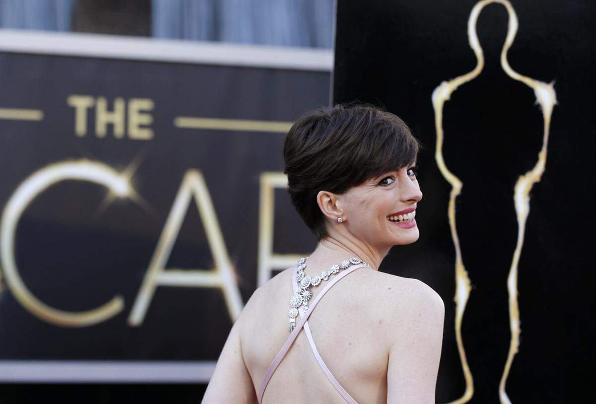 Schon bei den Oscars 2013 entschied sich die 31-jährige Schauspielerin für diesen Look.