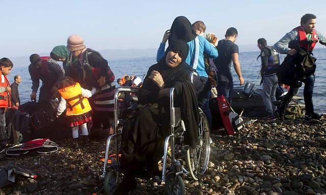 Ankunft auf Lesbos. Die Meerenge zwischen der Türkei und den griechischen Inseln ist für viele Flüchtlinge der Weg nach Europa.