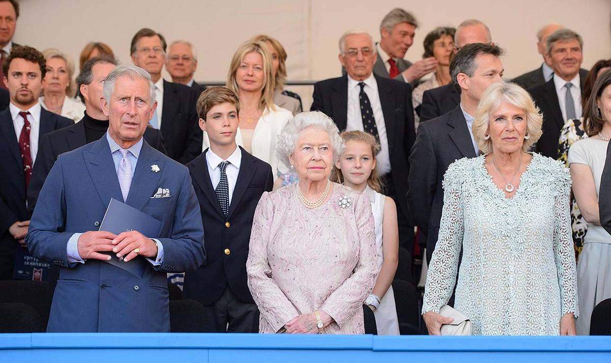 Prinz Charles, Queen Elizabeth und Herzogin Camilla auf der "Coronation Festival Evening Gala".