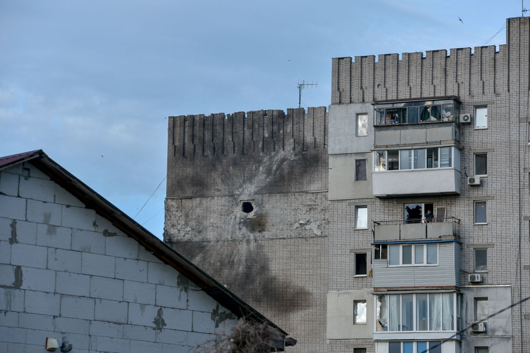 Ukraine-Krieg: Tote und Verletzte nach Angriff in Luhansk – UNO-Lager in Dnipro getroffen