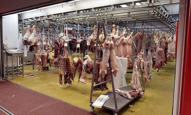 Um den Schweinefleisch-Preis zu stabilisieren, hatte die EU die Lagerung finanziell gefördert.