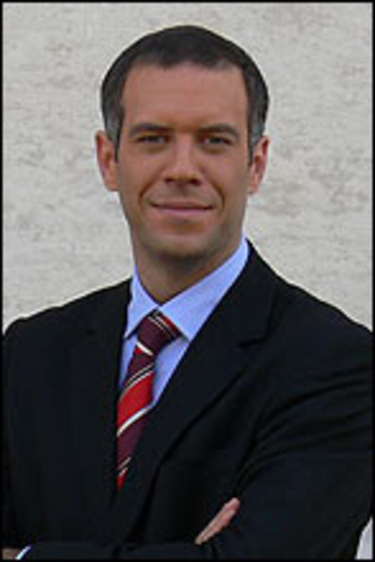 Der 32-jährige Alex Schweitzer verstärkt ab Montag, 30. Oktober 2006, das On Air-Team der ersten TV-Nachrichten Österreichs am Morgen. Er wird abwechselnd mit Fabian Kissler, der bereits seit gut einem halben Jahr für Café Puls als Moderator im Einsatz ist, Johann Baumgartner und Jürgen Peindl ? dem Gastgeber des sonntäglichen Austria TopTalk auf ProSieben Austria ? bei der Präsentation der Morgen- News vor der Kamera stehen.