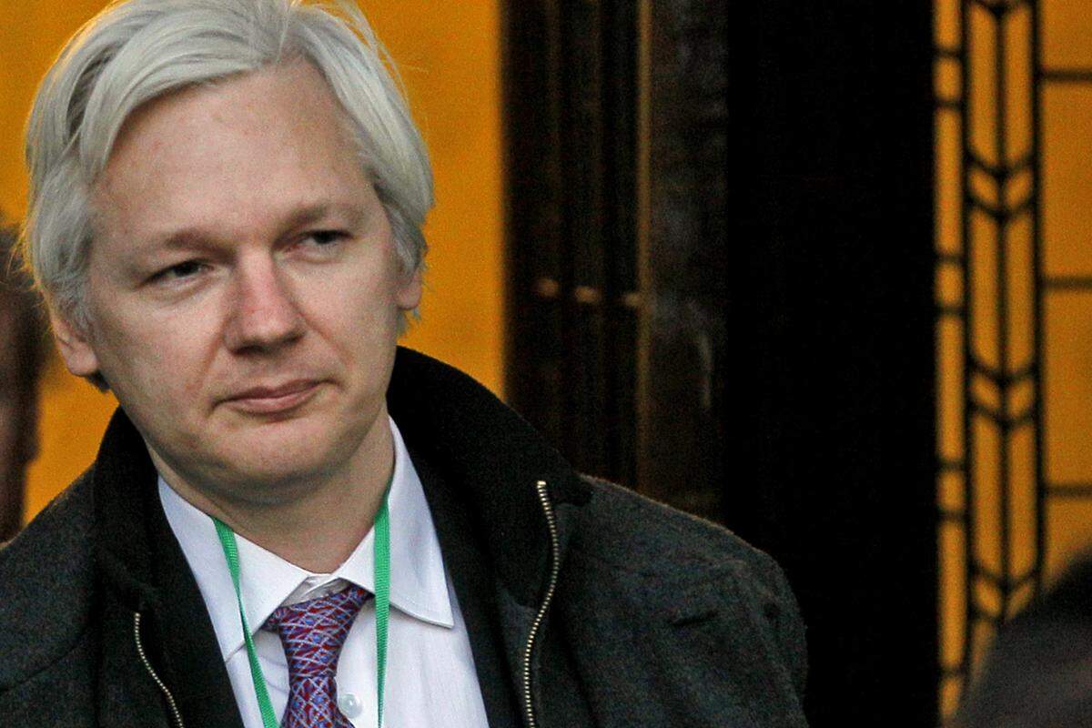 Seit Monaten hält sich Wikileaks-Gründer Julian Assange in der Londoner Botschaft Ecuadors verborgen, im August hat er politisches Asyl in dem südamerikanischen Land erhalten. Allerdings will ihn Großbritannien nach wie vor nach Schweden ausliefern, wo ihm vorgeworfen wird, Sexualstraftaten begangen zu haben.Ein Überblick über den Fall Assange: