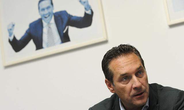 Heinz-Christian Strache will in Israel eine Gesprächsbasis aufbauen und hat dabei eine mögliche Regierungsbeteiligung der FPÖ im Blick.