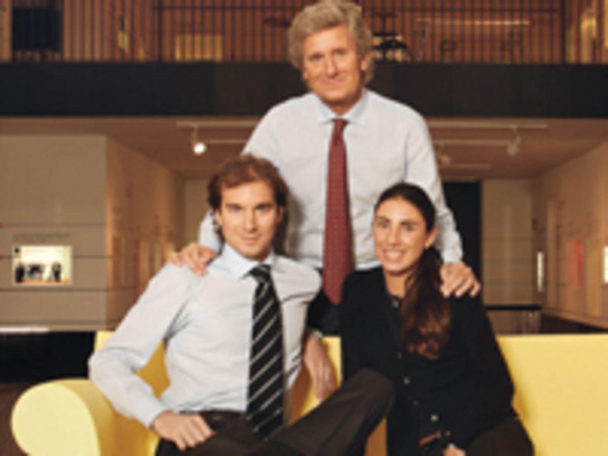 Familienalbum. Aus dem Jahr 2008: Claudio Luti mit Federico und Lorenza, der dritten Generation des Familienunternehmens. 