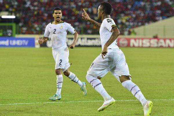 Ghana ging im Halbfinale des Afrika Cup gegen Äquatorialguinea kurz vor der Pause durch Jordan Ayew (42.) und Mubaraka Wakaso (45.) mit 2:0 in Führung und brachte die Stimmung im Stadion von Malabo zum Kippen.