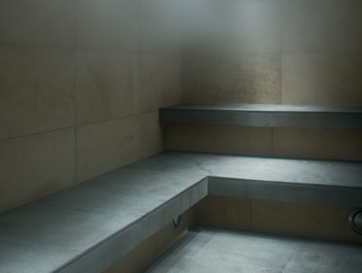 ellness „made in Austria“ gibt’s mittlerweile in vielen Spielarten: vom beheizten OpenAir-Whirlpool mit Dreitausenderblick über die Asia-Therme im stillsten Winkel Niederöster-reichs, der Buckligen Welt, bis hin zum durchdesignten Badetempel auf 1800 Meter Seehöhe. Doch das ist noch lange nicht alles.  Text: Irene HanappiFotos: beigestellt