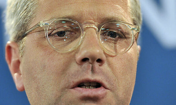 Deutschland: Umweltminister Röttgen tritt zurück