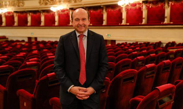 „Schluss mit abschätzigen Blicken auf Touristen in der Oper!“ Dominique Meyer in der Scala. 
