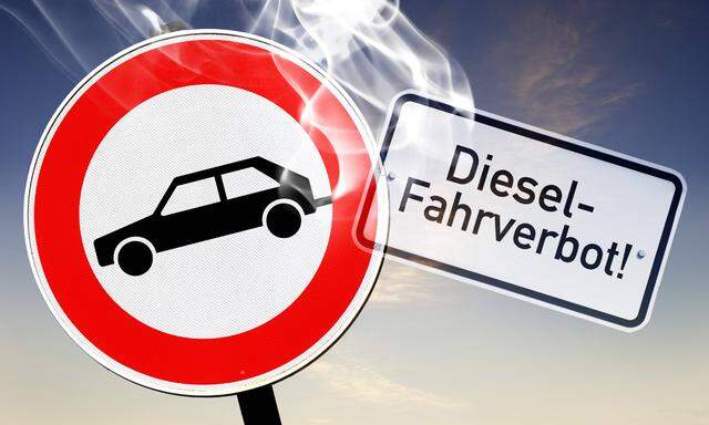 Schild Fahrverbot f�r Kfz mit qualmendem Auspuff Diesel Fahrverbote