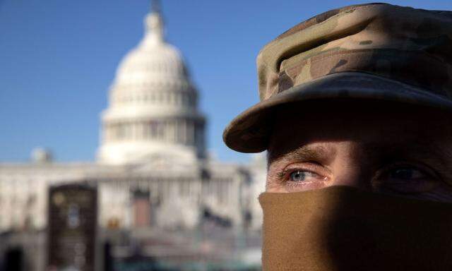 US-WASHINGTON-DC-TENSE-AFTER-U.S.-CAPITOL-IS-STORMED-BY-PROTESTO