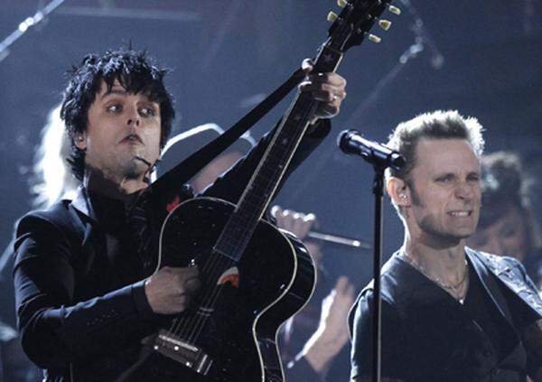 Seit den 90ern im Geschäft und immer noch laut: Green Day. Sie erhielten für "21st Century Breakdown" den Preis für das beste Rock-Album.