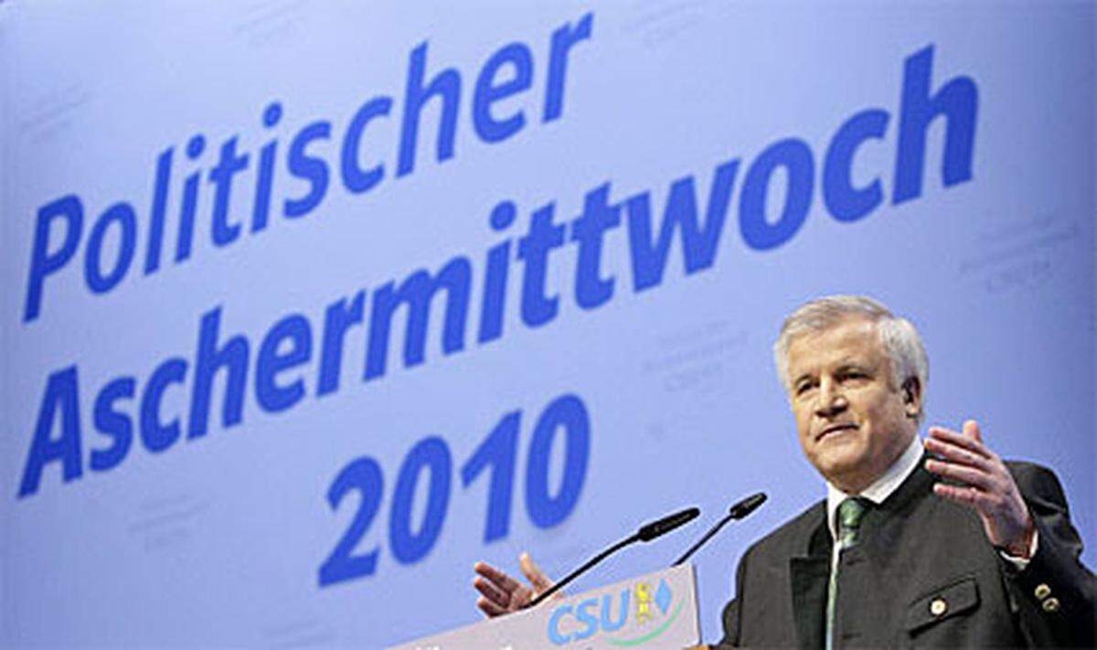 "Das ist kein Tsunami, das ist nur eine Westerwelle." CSU-Chef Horst Seehofer in Passau zu Äußerungen von FDP-Chef Guido Westerwelle über den künftigen Umgang mit dem Koalitionspartner CSU.