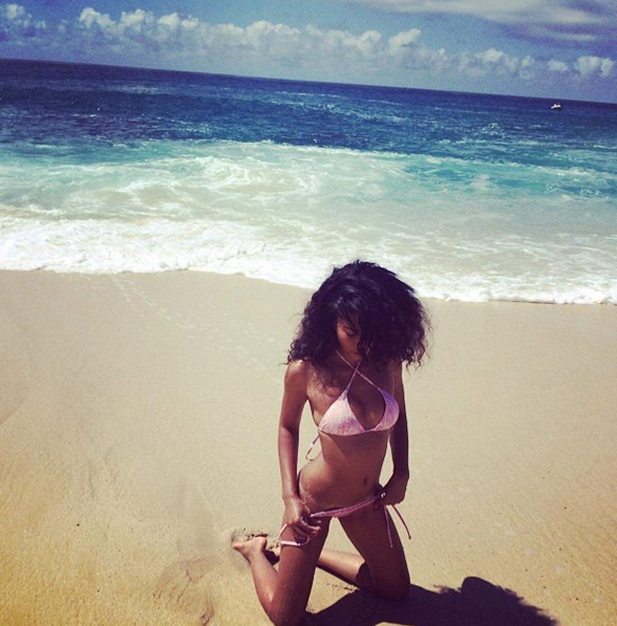 Model Chanel Iman  urlaubt in Cabo.