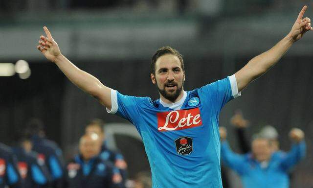 March 20 2016 Naples Italy Gonzalo Higuain of SSC Napoli celebrates after scoring during the i