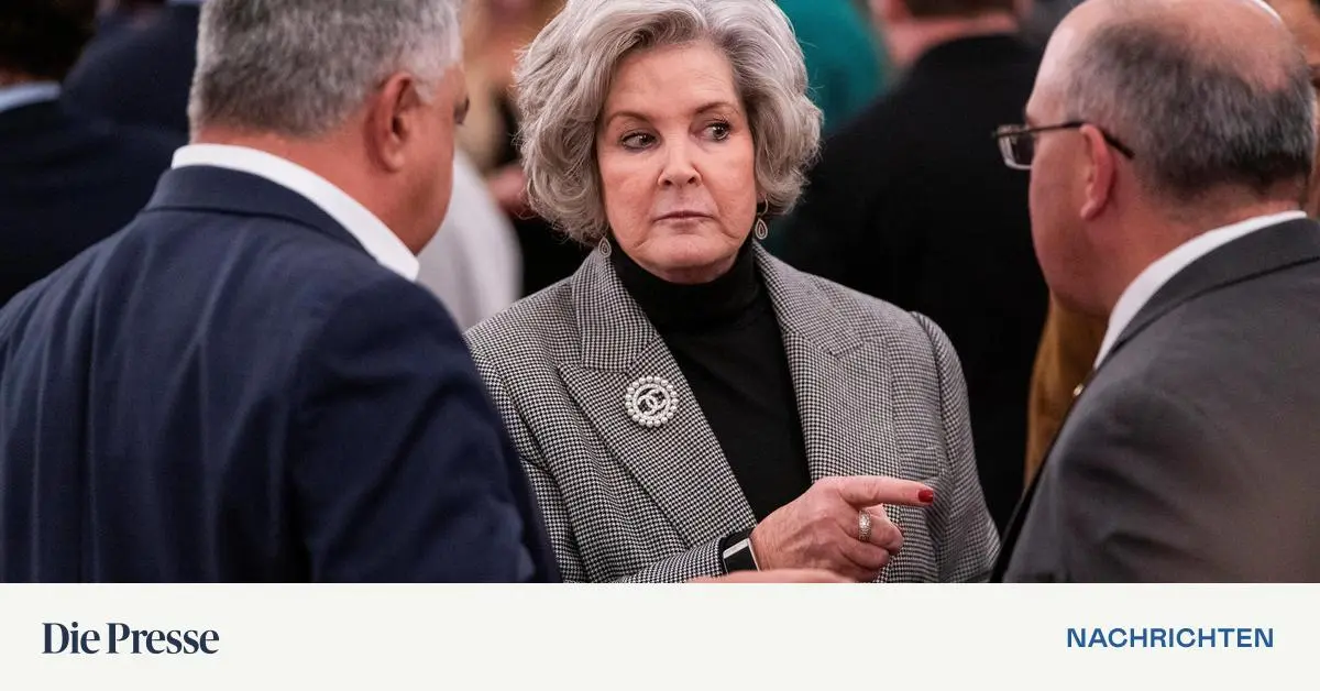 stabschefin-des-wei-en-hauses-u-ert-sich-unverbl-mt-ber-trump