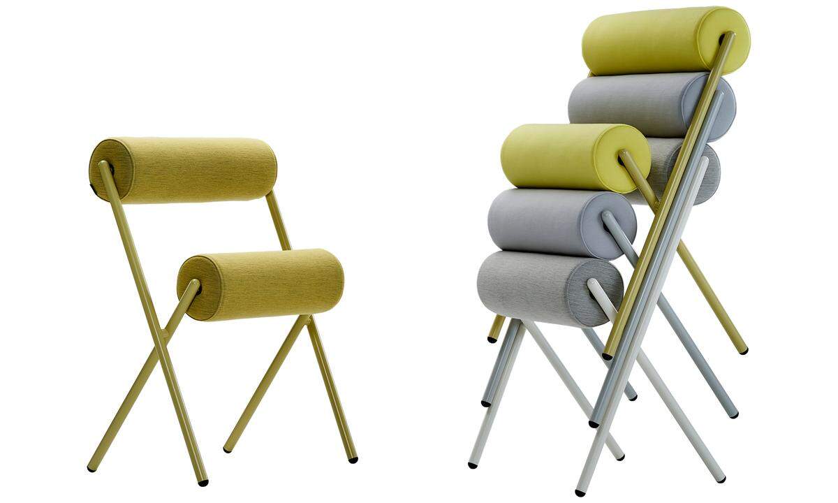 Sitzkulturen. Bei der IMM Cologne ist das spanische Designbüro MUT noch mit dem Aufruf „A la fresca“ aufgefahren. Mit dabei war schon der Stuhl „Roll“ (im Bild), der sogar zur Skulptur stapelbar ist.