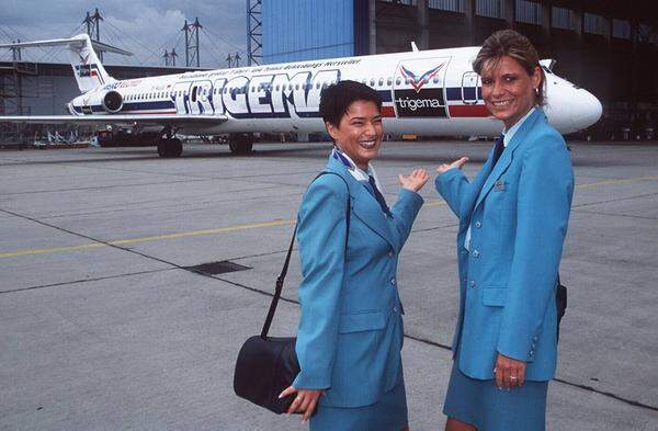 1997 wandelten sich die Stewardessen schon mehr zu  Business-Frauen.