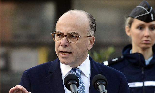 Innenminister Bernard Cazeneuve