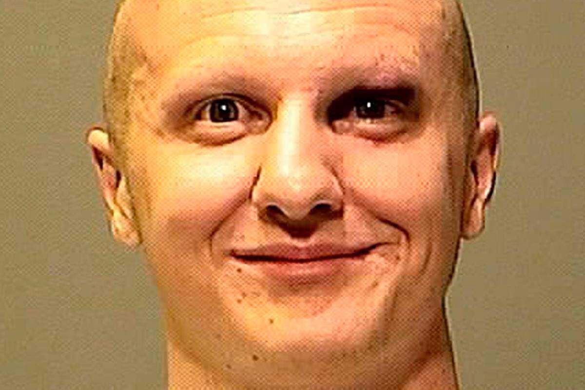 Bei seiner ersten Gerichtsverhandlung soll der Tucson-Attentäter Jared Lee Loughner jedoch "mental voll da" gewesen sein. Nach der Anklageverlesung bekennt er sich "nicht schuldig".