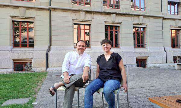 Bernhard Völkl und Claudia Kasper aus Wien und Niederösterreich leben seit über zehn Jahren in Bern in der Schweiz.