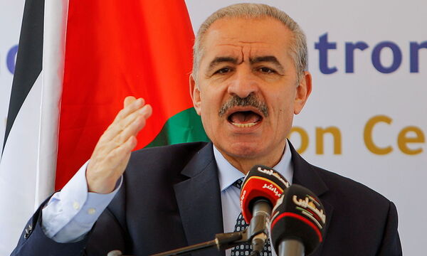 Der palästinensische Premier Mohammed Shtayyeh lässt kein gutes Haar an der Ära Netanjahu.