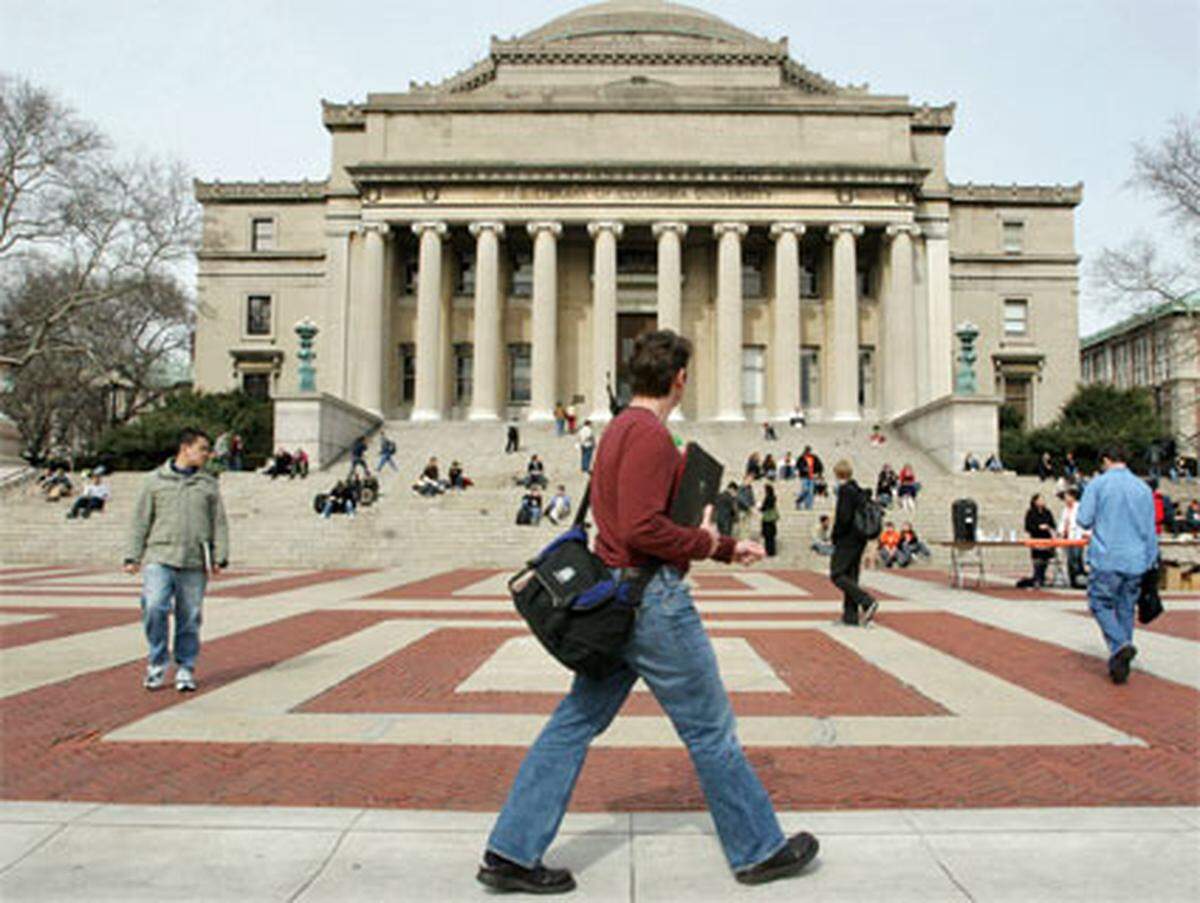 Auch die Columbia hält ihre Position. Sie liegt im Herzen von New York und zählt zu den ältesten Universitäten der USA. Ex-Bundeskanzler Alfred Gusenbauer hat nach seinem Ausstieg aus der Politik einen Lehrauftrag dort angebommen.