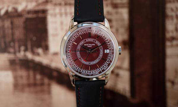 Mit einem Sondermodell der „Calatrava“ mit Wochenkalender zelebriert Patek Philippe seine Partnerschaft mit dem Wiener Juwelier Heldwein.