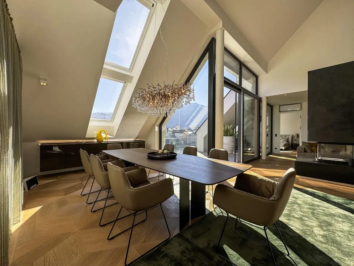 Penthouse on Lake Traun.