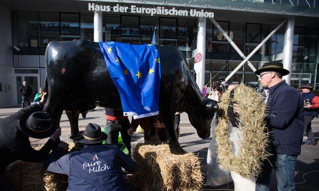 DEMONSTRATION IG MILCH