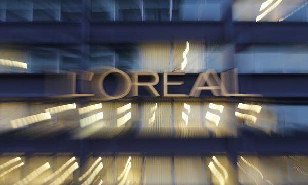 L'Oréal hält sich konstant unter den beliebtesten Arbeitgebern. Nicht nur Österreichs Wirtschaftsstudenten würden gern für den Kosmetikkonzern arbeiten, auch für Informatiker und Techniker gehört L'Oréal mit Rang 40 zu den attraktiven Arbeitgebern.