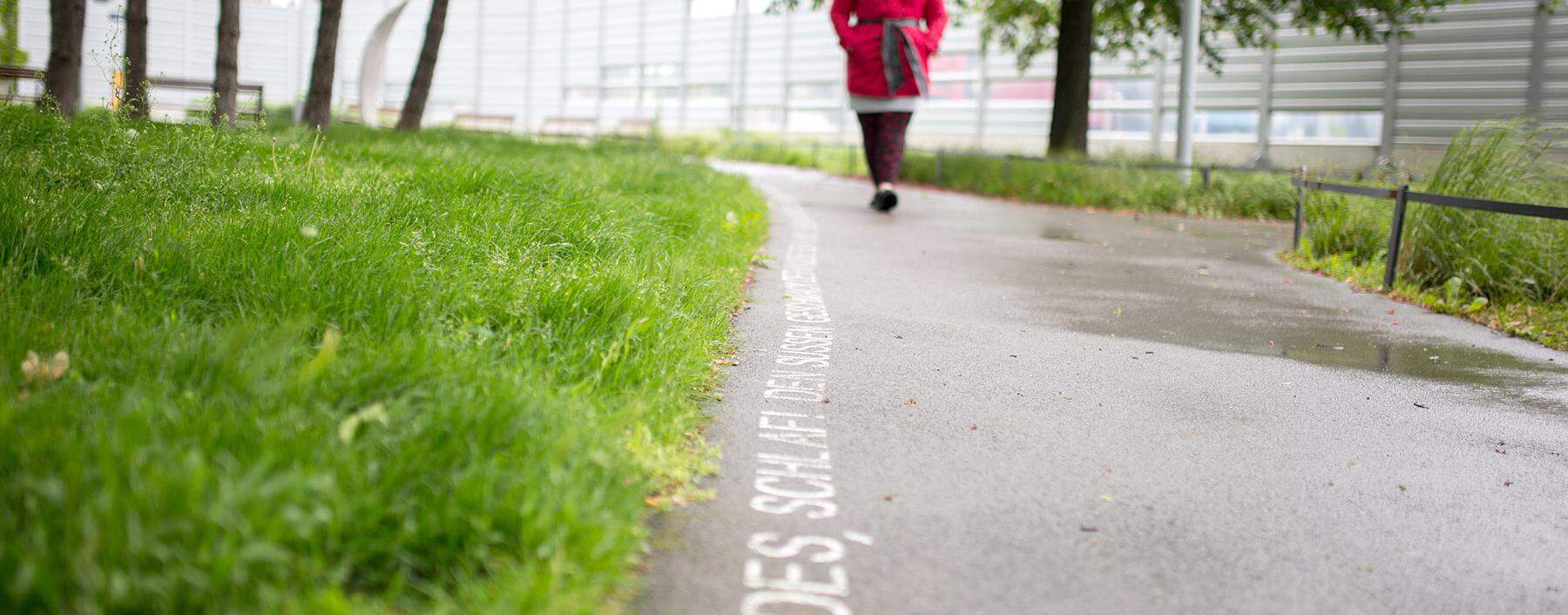 Diana Dworzack im Ilija-Jovanovic-Park, Hofmannsthalgasse, 1030 Wien