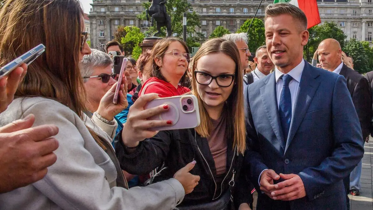 Wie-ernst-meint-es-Magyar-mit-der-Rechtsstaatlichkeit-premium-