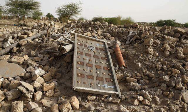 Zerstörung von Kulturgütern  in Timbuktu im Norden Malis.