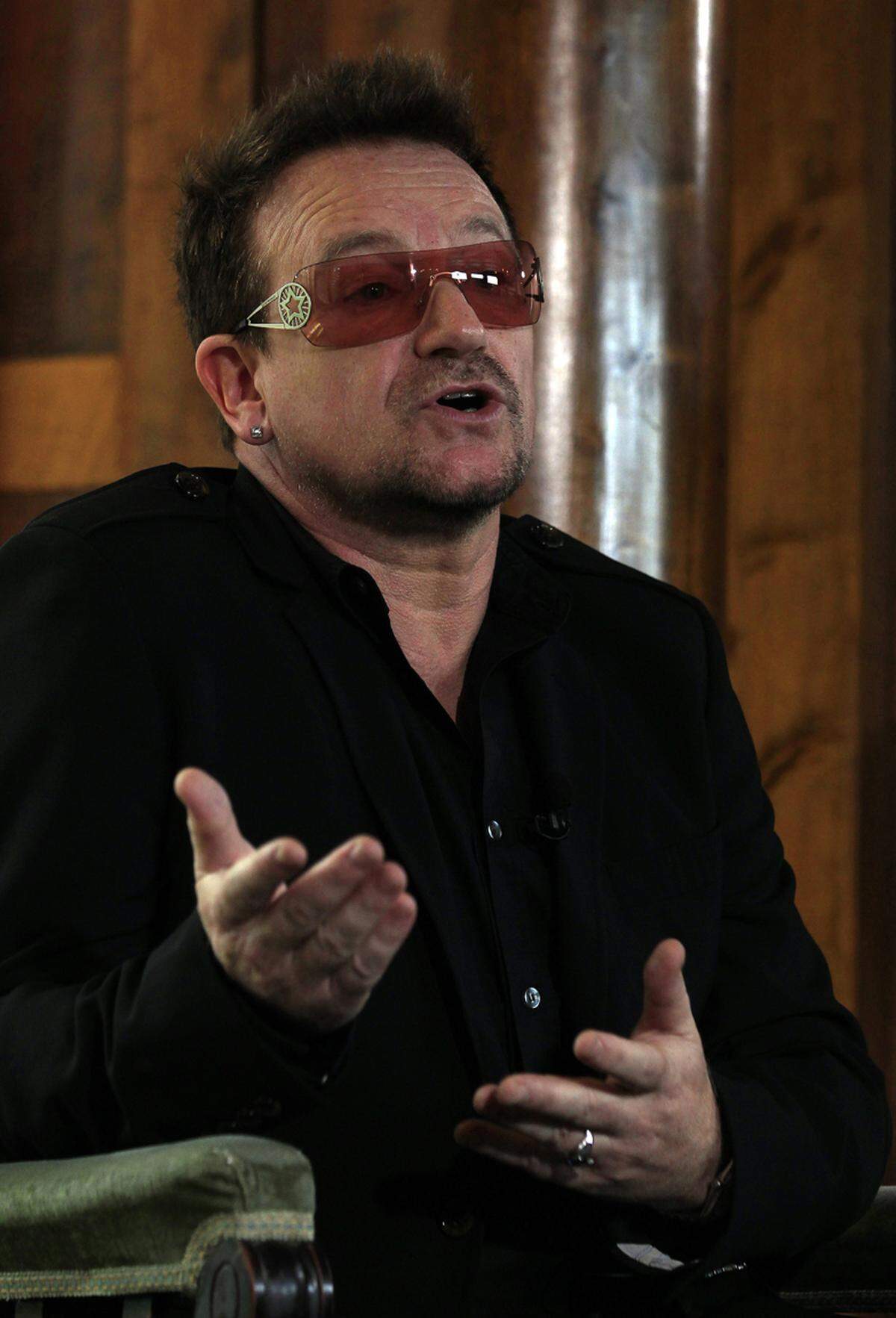 Ob Bono seine Tochter Memphis Eve nach der Stadt Memphis oder doch der Zigaretten-Marke benannt hat, ist nicht klar.