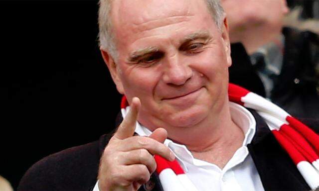 AdidasChef Hoeness Millionen DMark