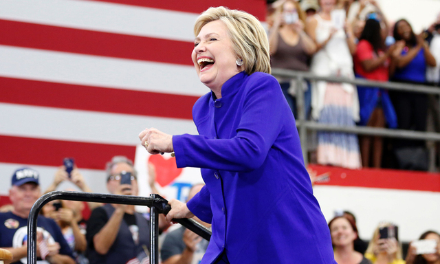 96 Jahren nach Einführung des Frauenwahlrechts in den USA könnte erstmals eine Frau das Präsidentenamt erringen.